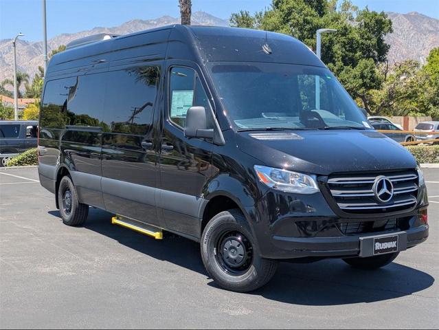 Photo of 2025 Obsidian Black Metallic Mercedes-Benz Sprinter 2500