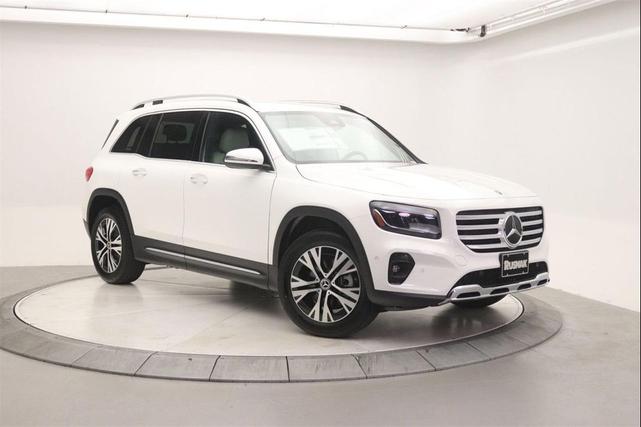Photo of 2025 Polar White Mercedes-Benz GLB 250