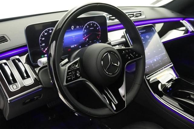 Photo of 2025 Obsidian Black Metallic Mercedes-Benz S-Class