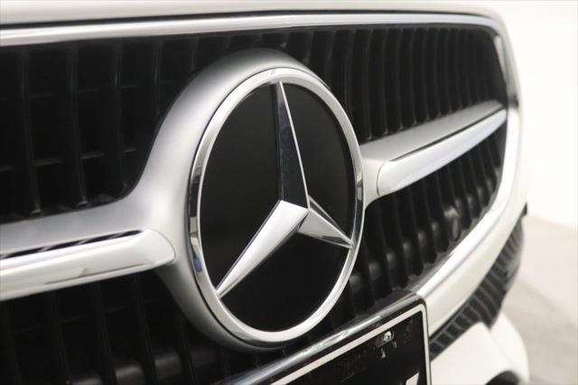 Photo of 2025 Polar White Mercedes-Benz C-Class
