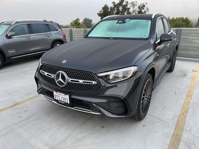 Photo of 2025 Graphite Gray Metallic Mercedes-Benz GLC 350e