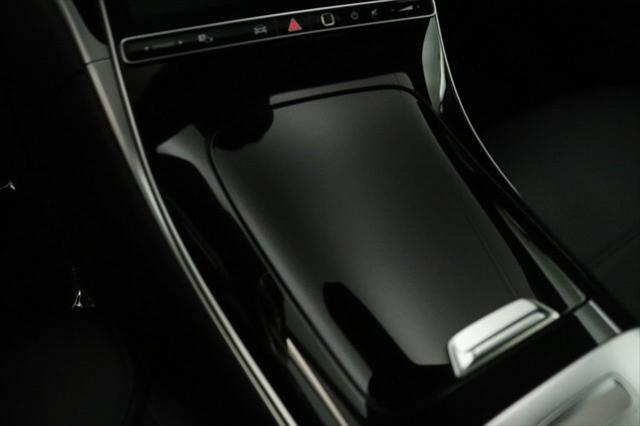 Photo of 2022 Lunar Blue Metallic Mercedes-Benz C-Class