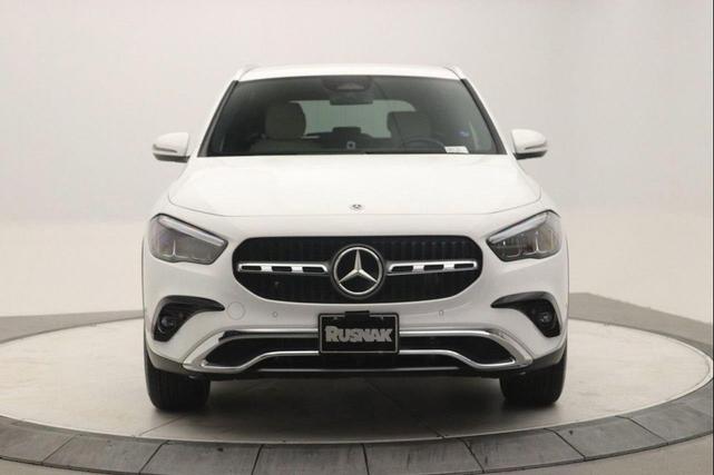Photo of 2025 Polar White Mercedes-Benz GLA 250