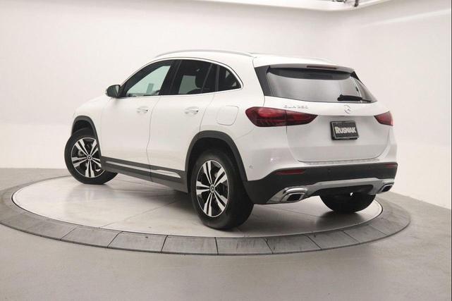 Photo of 2025 Polar White Mercedes-Benz GLA 250