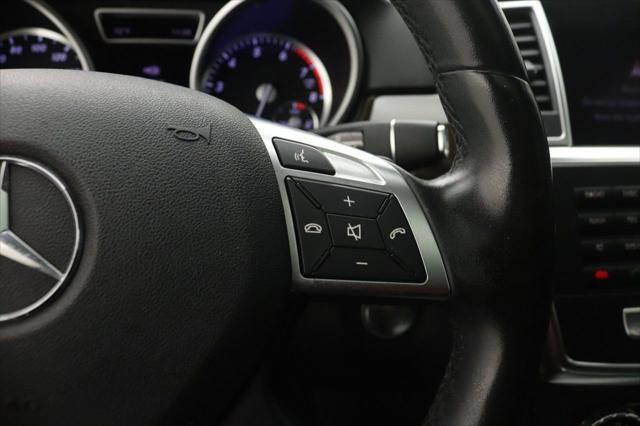 Photo of 2015 Palladium Silver Metallic Mercedes-Benz M-Class