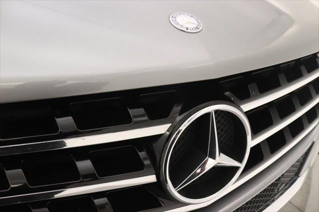 Photo of 2015 Palladium Silver Metallic Mercedes-Benz M-Class
