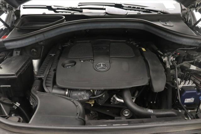 Photo of 2015 Palladium Silver Metallic Mercedes-Benz M-Class