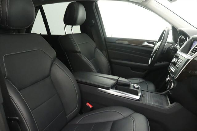 Photo of 2015 Palladium Silver Metallic Mercedes-Benz M-Class
