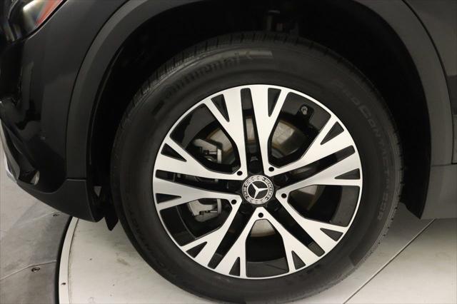 Photo of 2025 Night Black Mercedes-Benz GLA 250