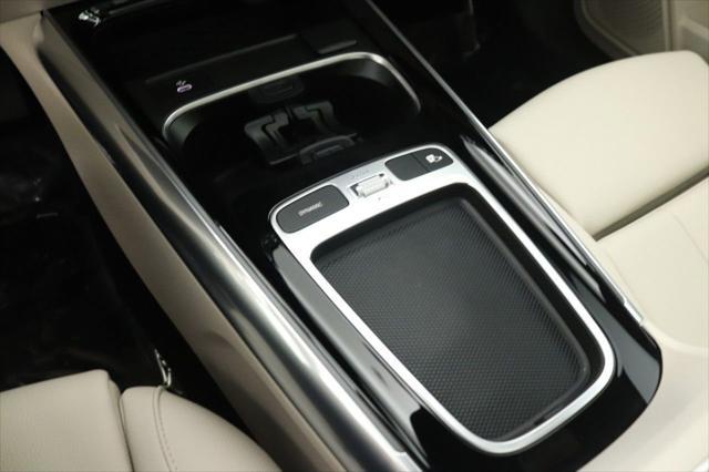 Photo of 2025 Night Black Mercedes-Benz GLA 250