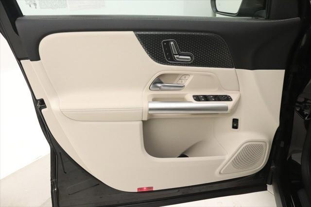 Photo of 2025 Night Black Mercedes-Benz GLA 250