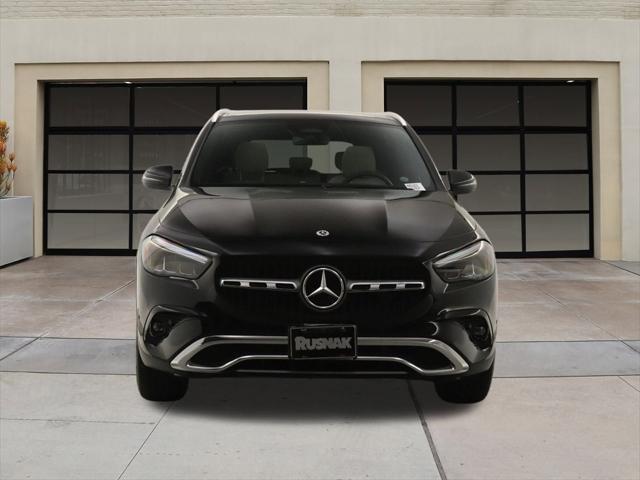Photo of 2025 Night Black Mercedes-Benz GLA 250