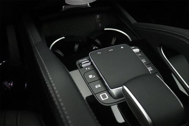 Photo of 2026 2885/Manufaktur Mercedes-Benz GLE 450