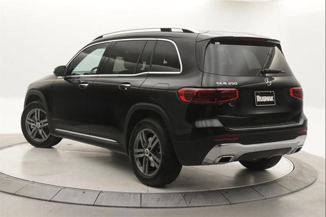 Photo of 2026 2191/Cosmos Bla Mercedes-Benz GLB 250