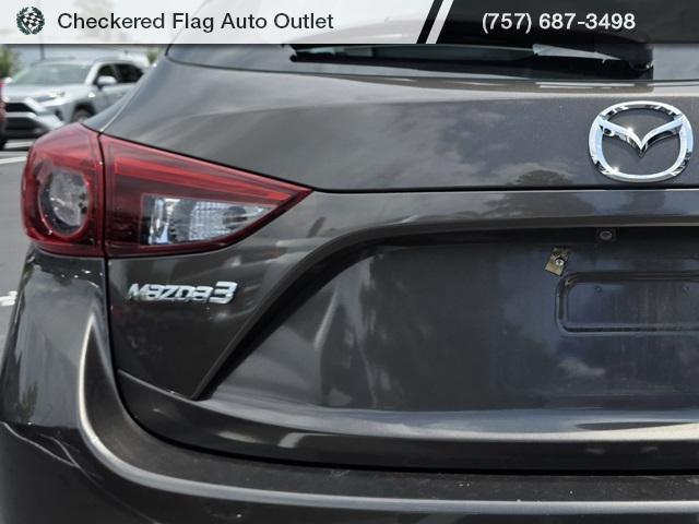 Photo of 2017 Titanium Flash Mica Mazda Mazda3