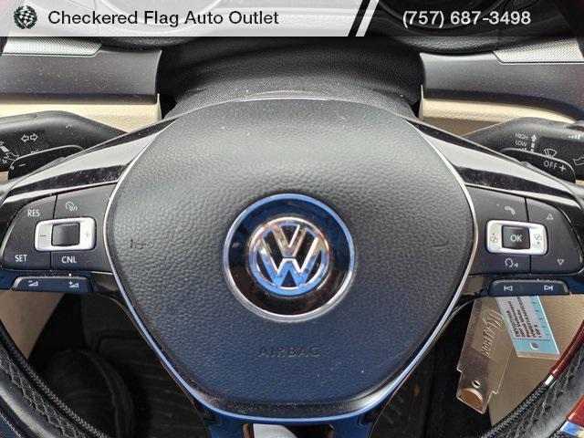 Photo of 2017 Pure White Volkswagen Passat