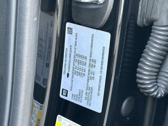 Photo of 2024 Black Chevrolet Suburban