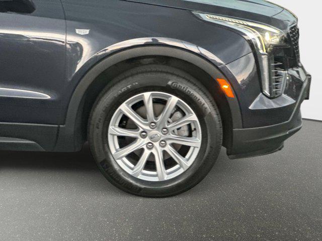 Photo of 2023 Galactic Gray Metallic Cadillac XT4