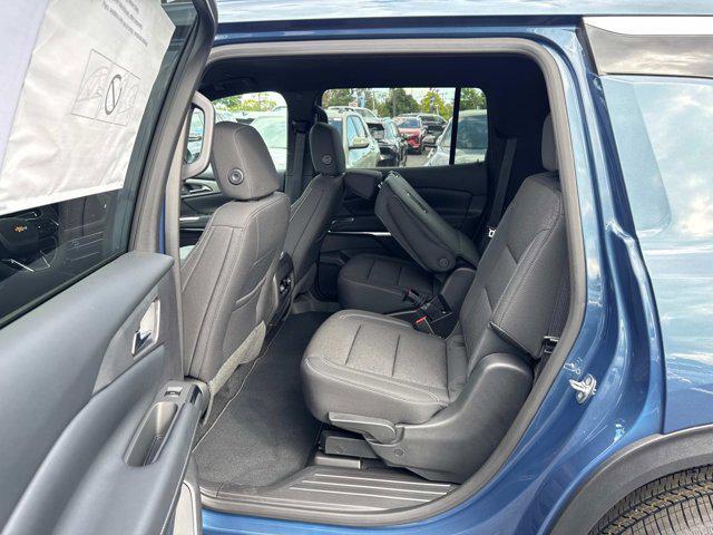 Photo of 2026 Lakeshore Blue Metallic Chevrolet Traverse