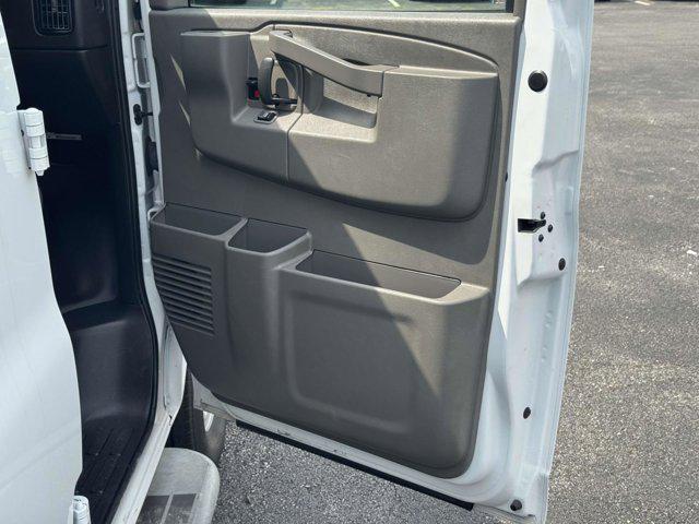 Photo of 2023 Summit White GMC Savana 2500
