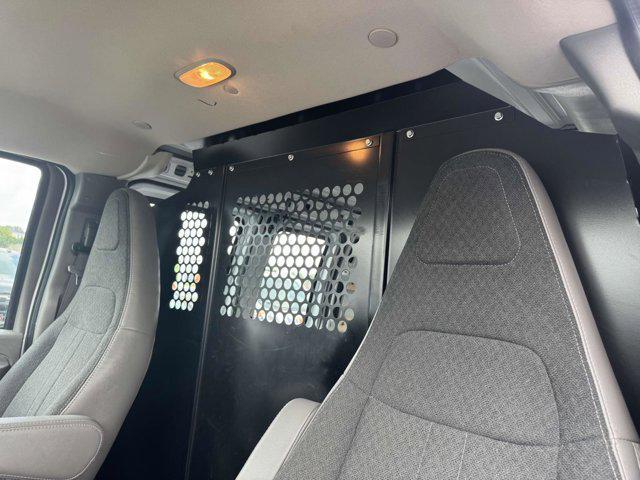 Photo of 2023 Summit White GMC Savana 2500