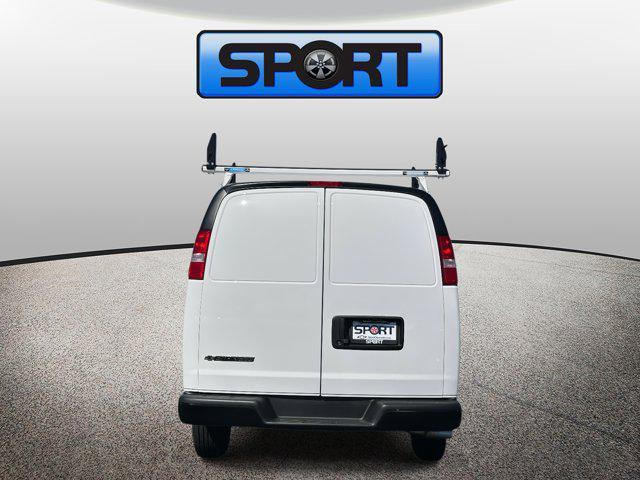 Photo of 2025 Summit White Chevrolet Express 2500