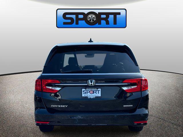 Photo of 2022 Crystal Black Pearl Honda Odyssey