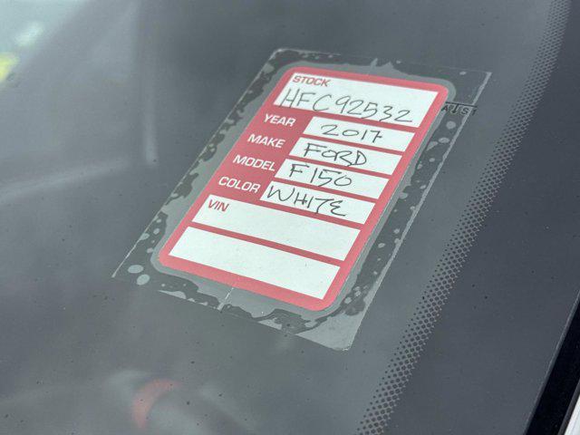 Photo of 2017 Oxford White Ford F-150