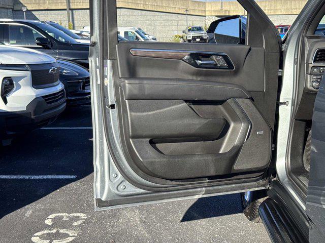 Photo of 2025 Sterling Gray Metallic Chevrolet Tahoe