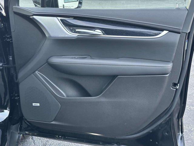 Photo of 2025 Stellar Black Metallic Cadillac XT5