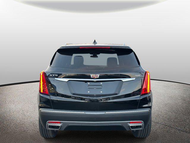 Photo of 2025 Stellar Black Metallic Cadillac XT5