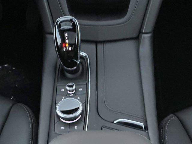 Photo of 2025 Stellar Black Metallic Cadillac XT5