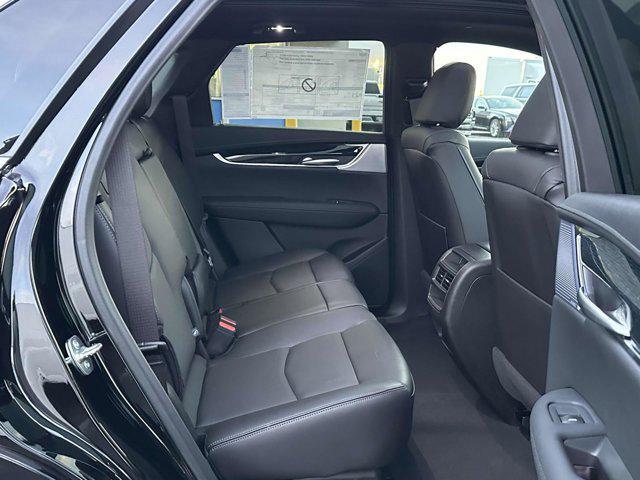 Photo of 2025 Stellar Black Metallic Cadillac XT5