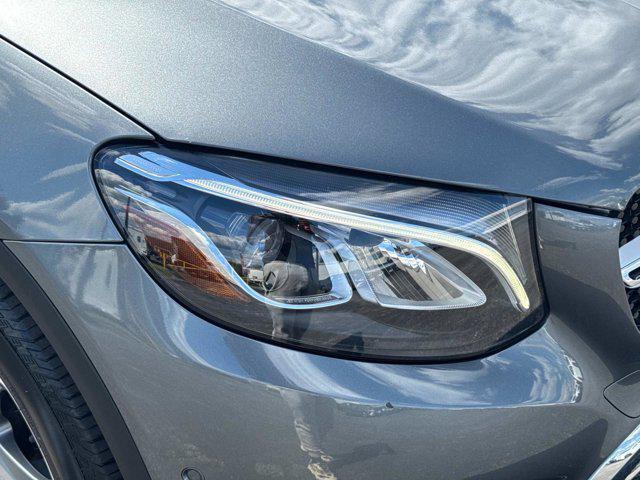 Photo of 2018 Selenite Grey Metallic Mercedes-Benz GLC 300