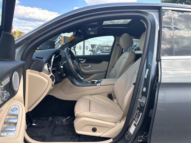 Photo of 2018 Selenite Grey Metallic Mercedes-Benz GLC 300