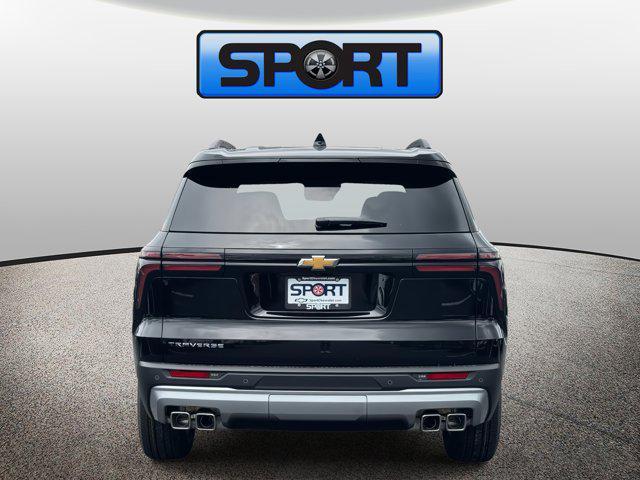 Photo of 2025 Mosaic Black Metallic Chevrolet Traverse
