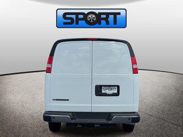 Photo of 2025 Summit White Chevrolet Express 2500