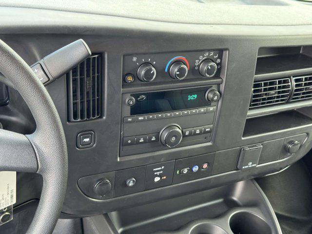Photo of 2025 Summit White Chevrolet Express 2500