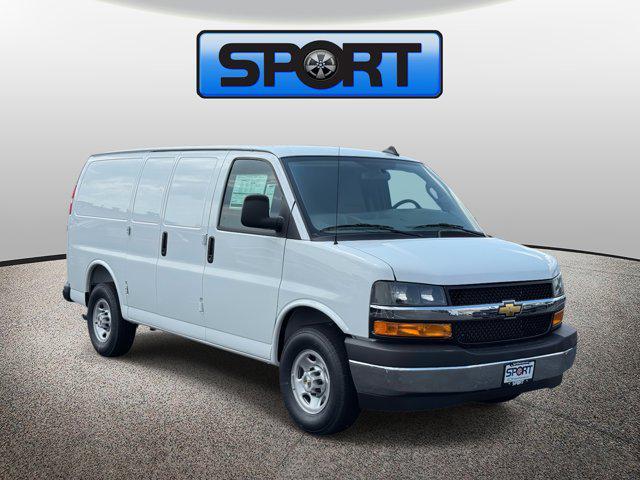 Photo of 2025 Summit White Chevrolet Express 2500