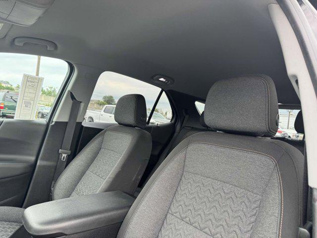 Photo of 2022 Mosaic Black Metallic Chevrolet Equinox