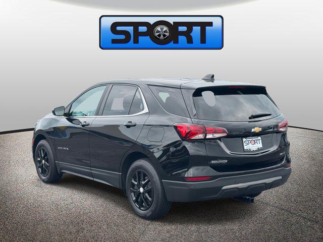 Photo of 2022 Mosaic Black Metallic Chevrolet Equinox