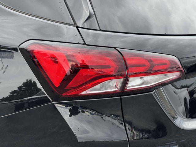 Photo of 2022 Mosaic Black Metallic Chevrolet Equinox