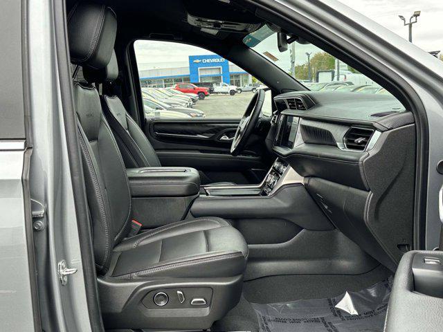 Photo of 2024 Sterling Metallic GMC Yukon XL