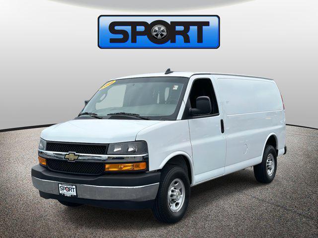 2022 Chevrolet Express 2500