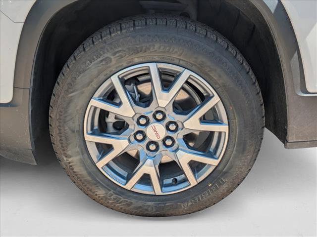 Photo of 2023 Summit White GMC Acadia