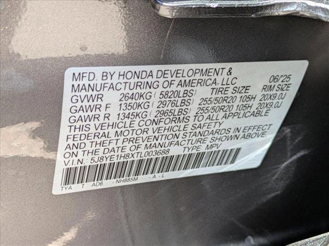 Photo of 2026 Liquid Carbon Metallic Acura MDX