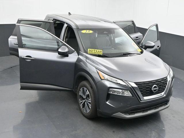 Photo of 2023 Gun Metallic Nissan Rogue