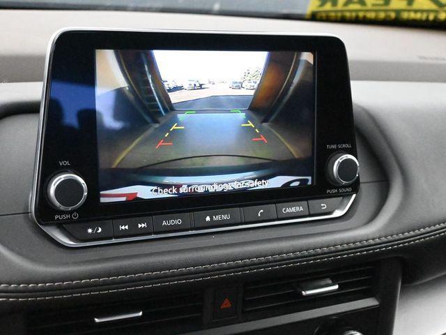 Photo of 2023 Gun Metallic Nissan Rogue