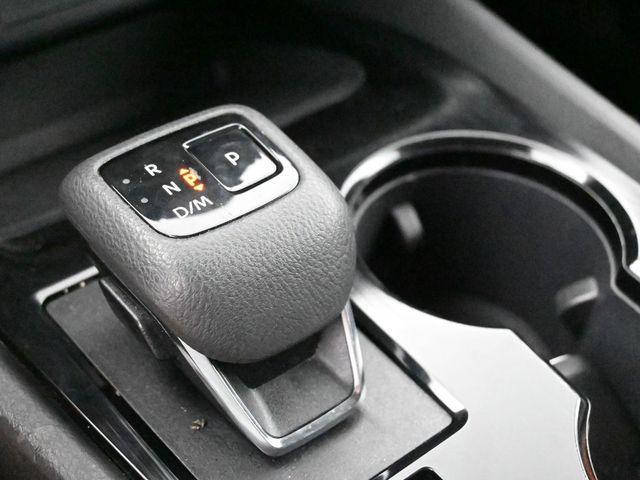 Photo of 2023 Gun Metallic Nissan Rogue