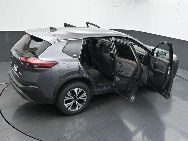 Photo of 2023 Gun Metallic Nissan Rogue